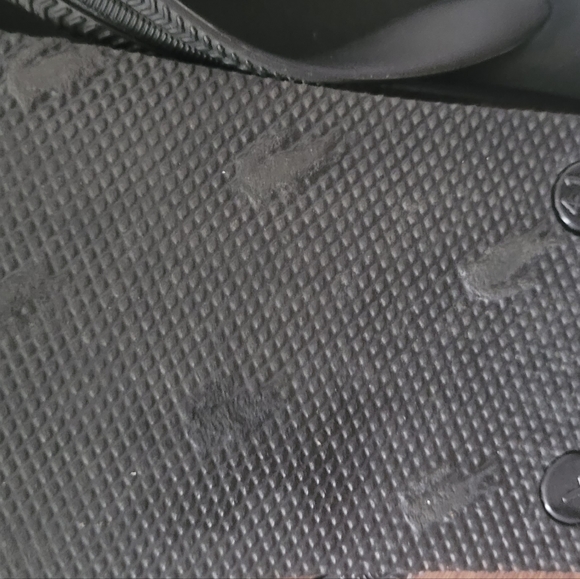 Black Converse Flip Flops - Picture 2 of 3